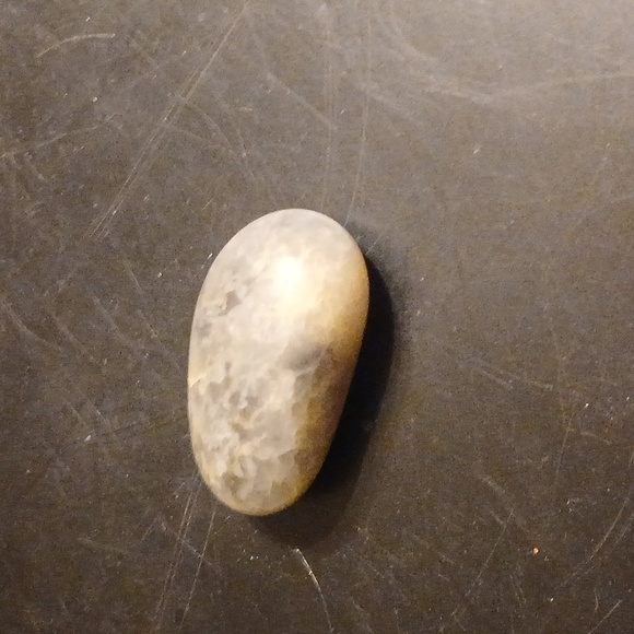 Polished Stone Good For Making Jewelry - Picture 2 of 4